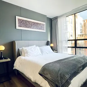 Modern 2br In Luxury Building Apartamento